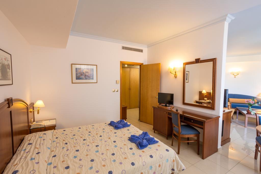Blue Horizon Hotel Ialysos  Exterior photo