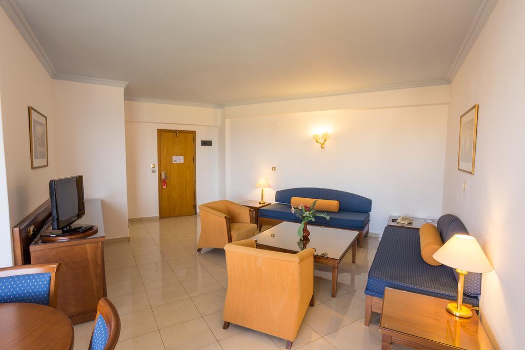Blue Horizon Hotel Ialysos  Exterior photo